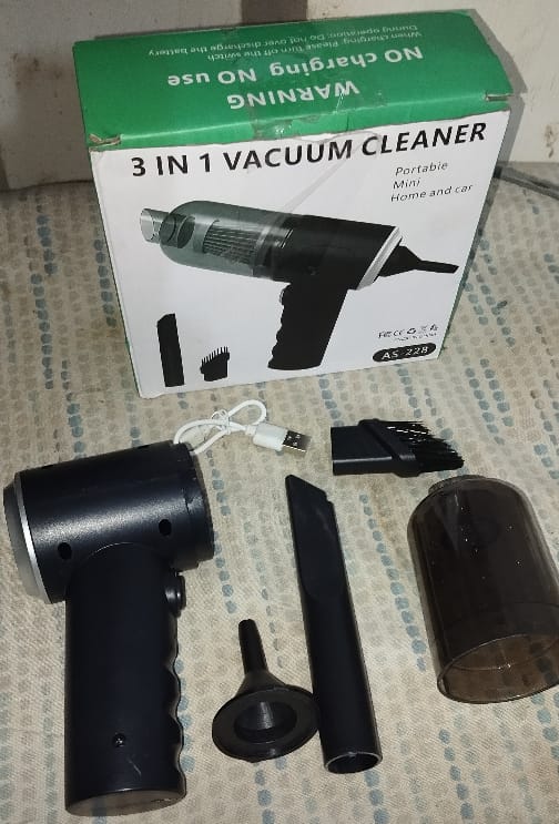 3-in-1 Mini Rechargeable Vacuum Cleaner